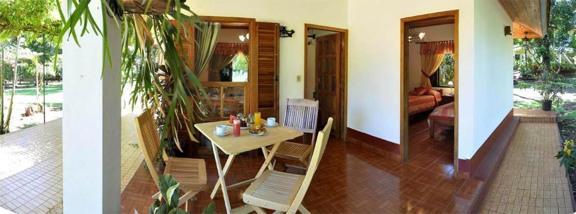 Orquideas Hotel & Cabanas Пуэрто-Игуасу Номер фото
